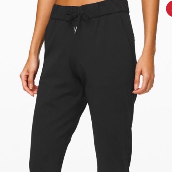 lululemon athletica Pants - On the fly lululemon 7/8 pant